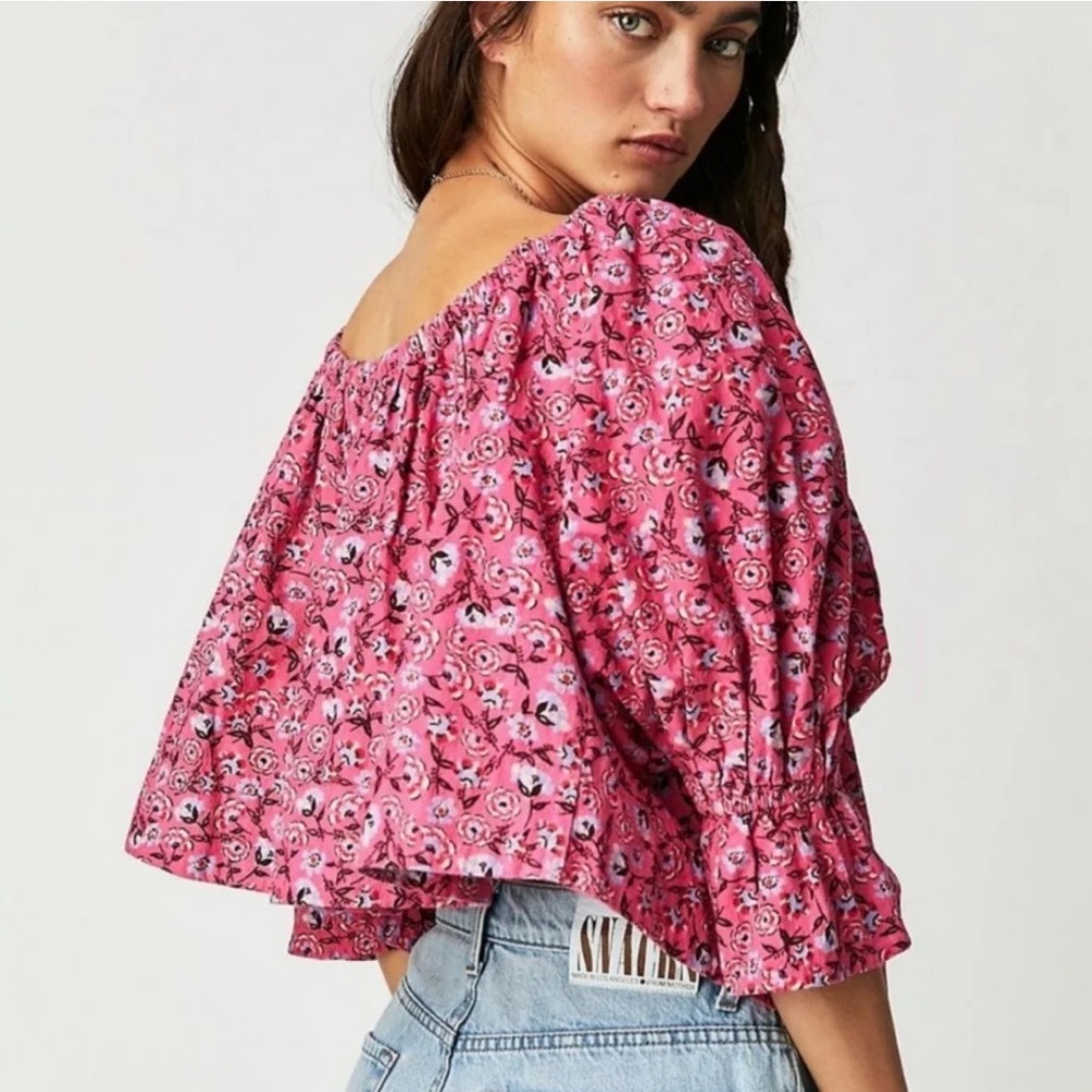 FREE PEOPLE PINK FLORAL PUFF SLEEVE TOP